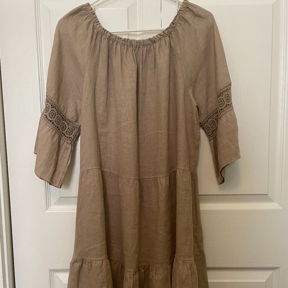 Terzo Millennio Made in Italy tan midi ruffled dress size Medium